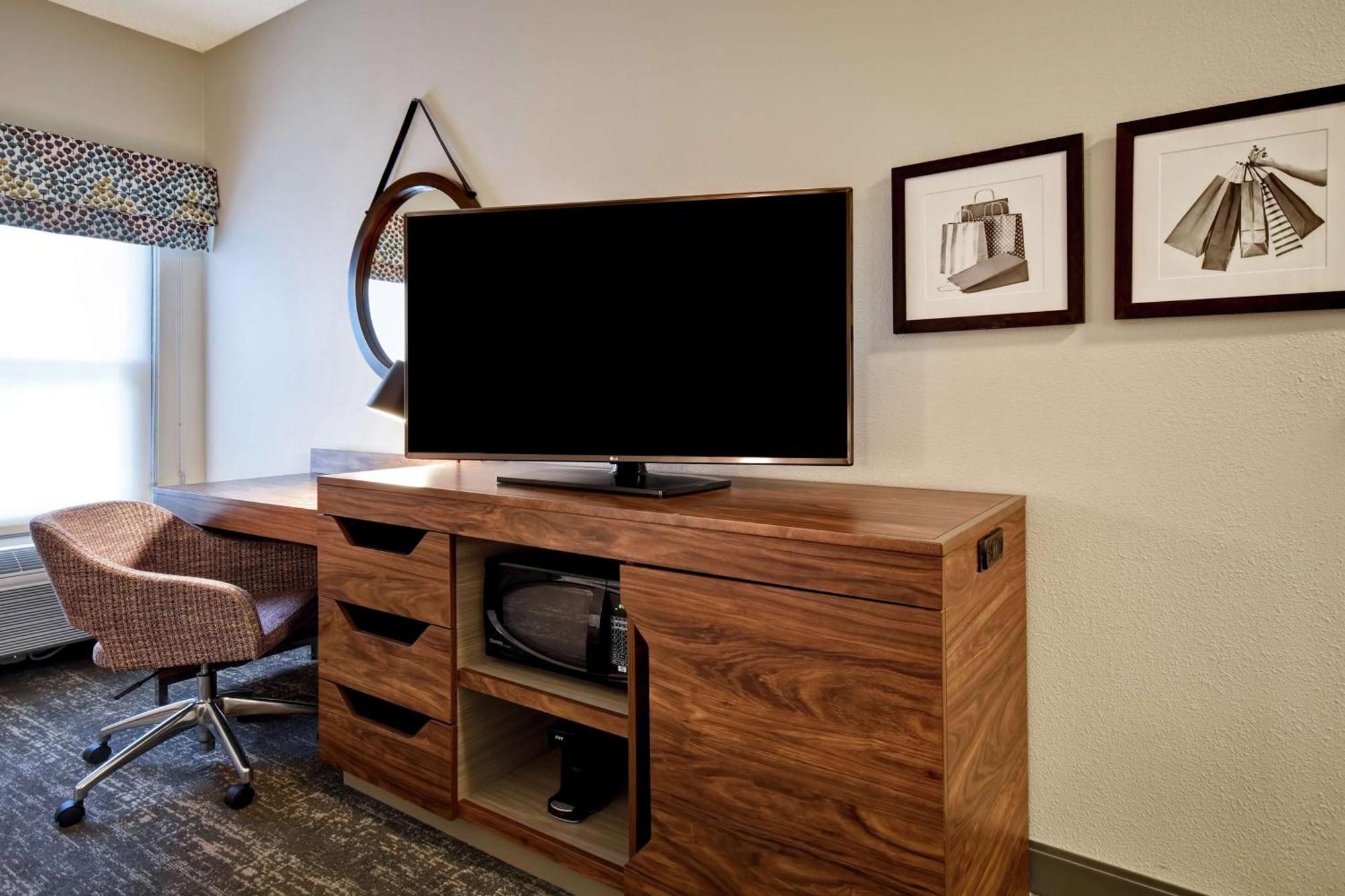 Hampton Inn Atlanta-Mall Of Georgia Buford Εξωτερικό φωτογραφία