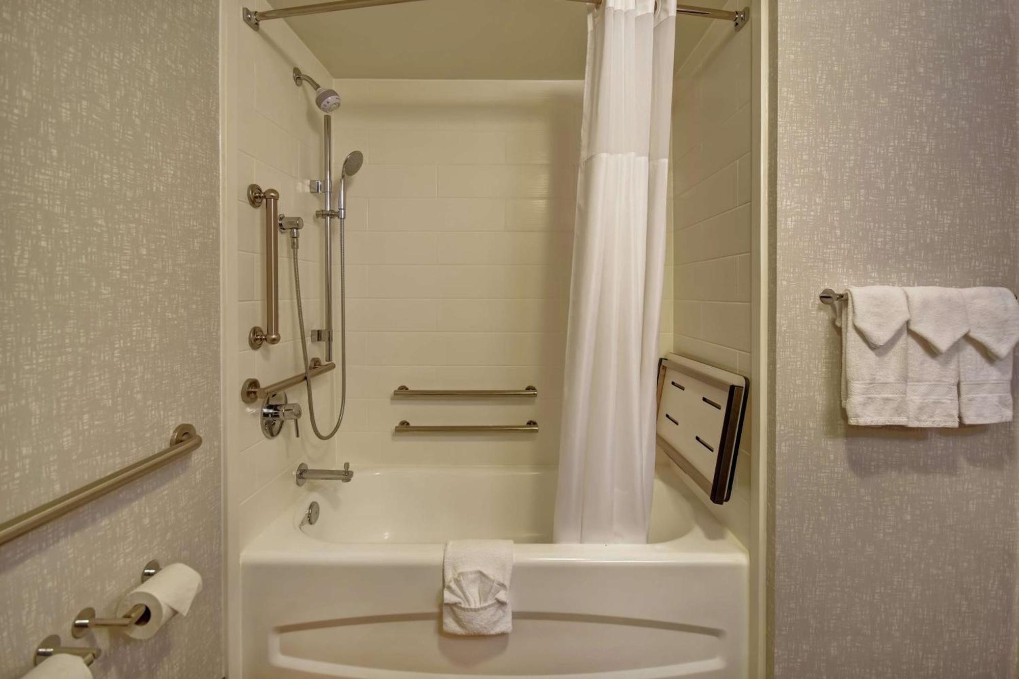 Hampton Inn Atlanta-Mall Of Georgia Buford Εξωτερικό φωτογραφία