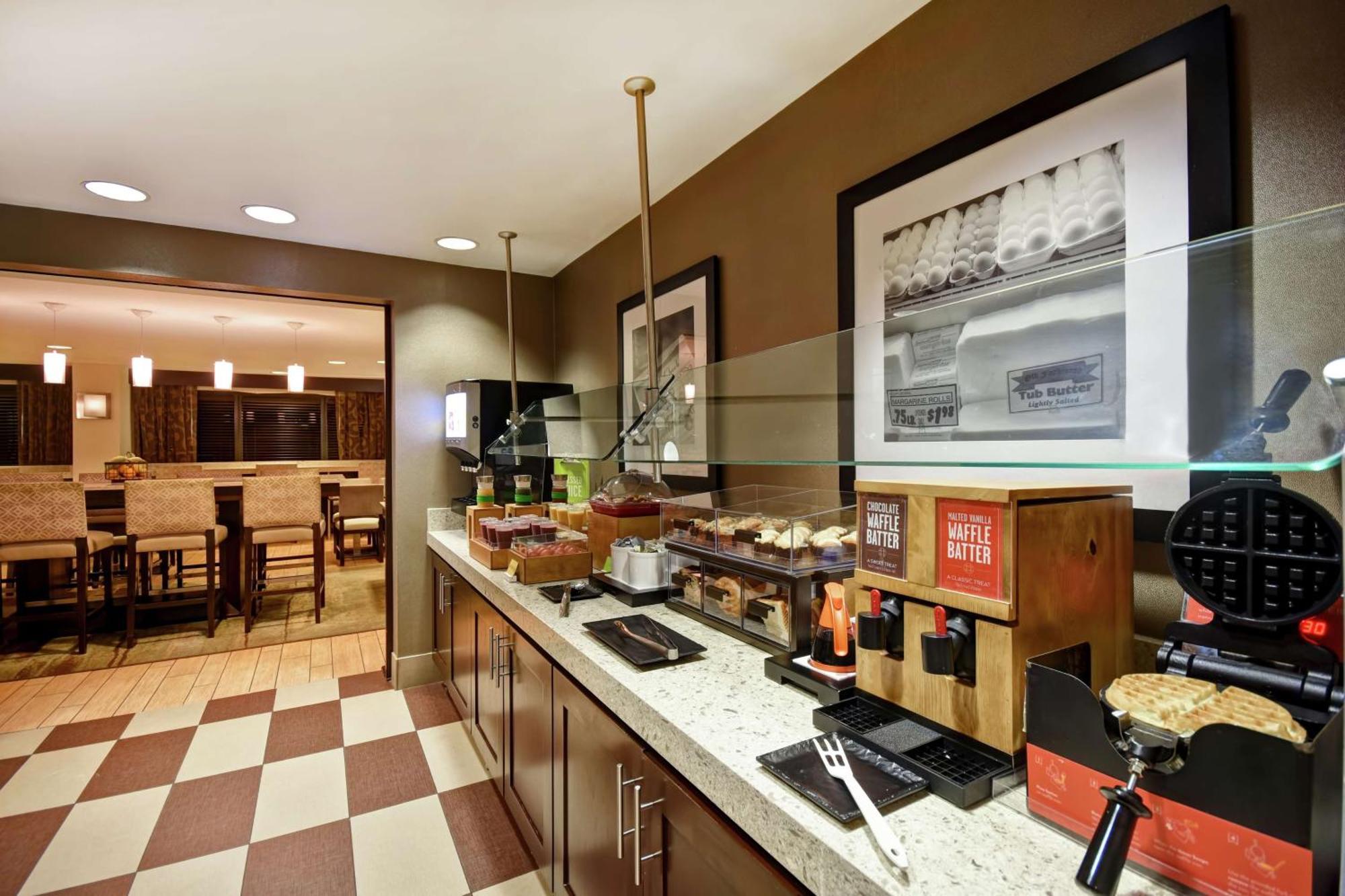 Hampton Inn Atlanta-Mall Of Georgia Buford Εξωτερικό φωτογραφία